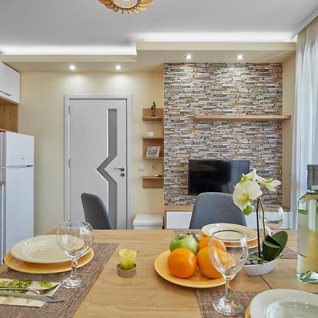Romance Apartament & Free Parking Burgas Ngoại thất bức ảnh