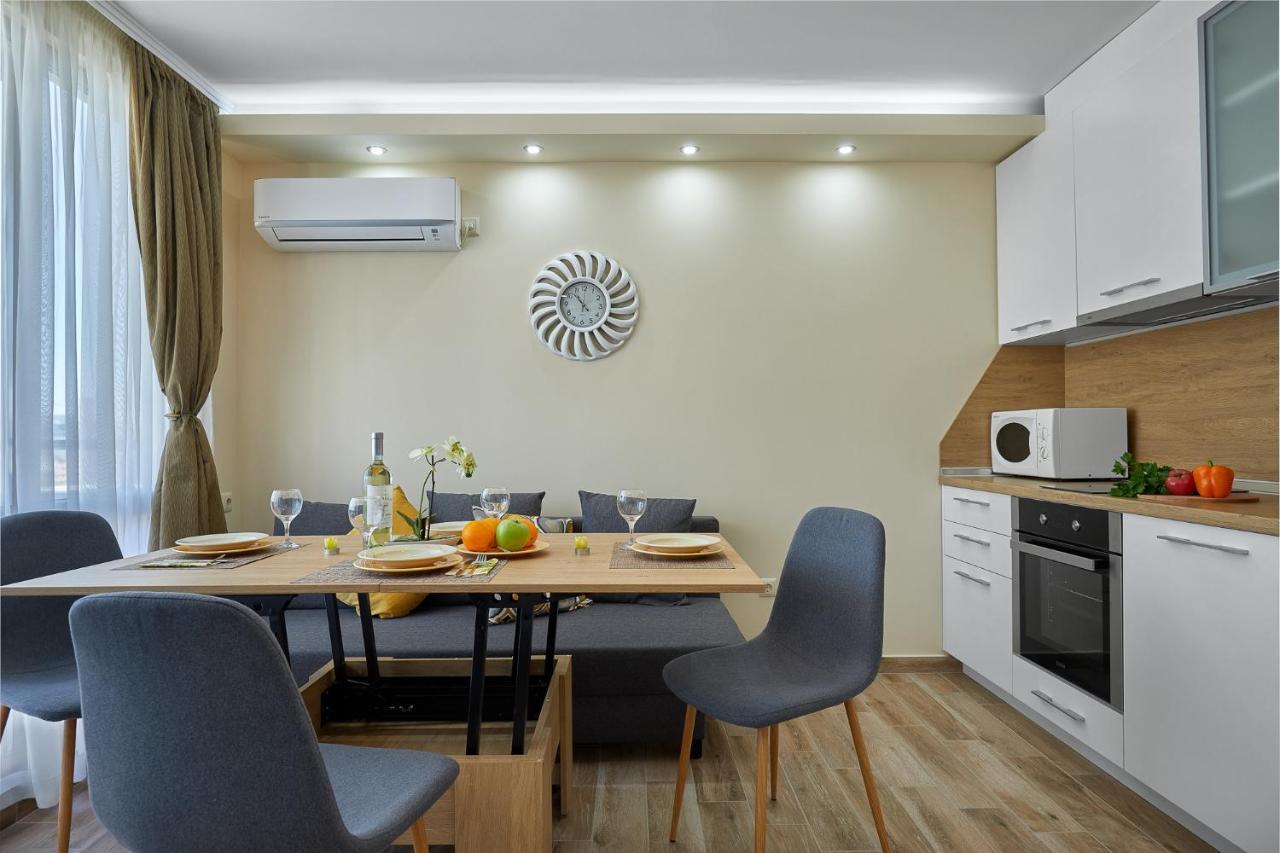 Romance Apartament & Free Parking Burgas Ngoại thất bức ảnh